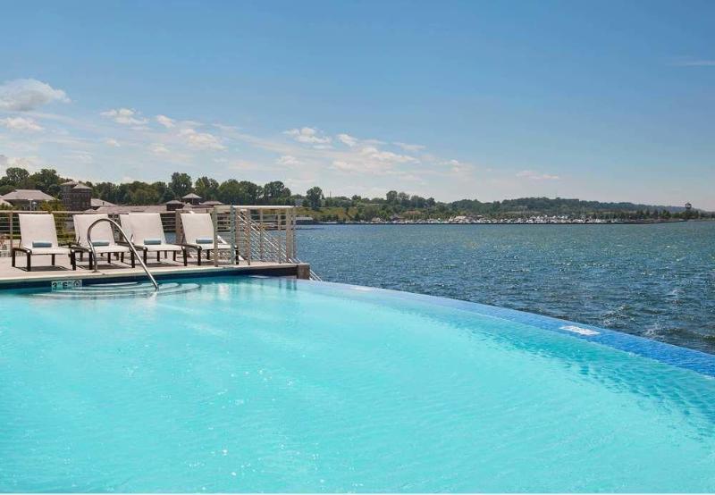Hotel Courtyard By Marriott Erie Bayfront Exterior foto