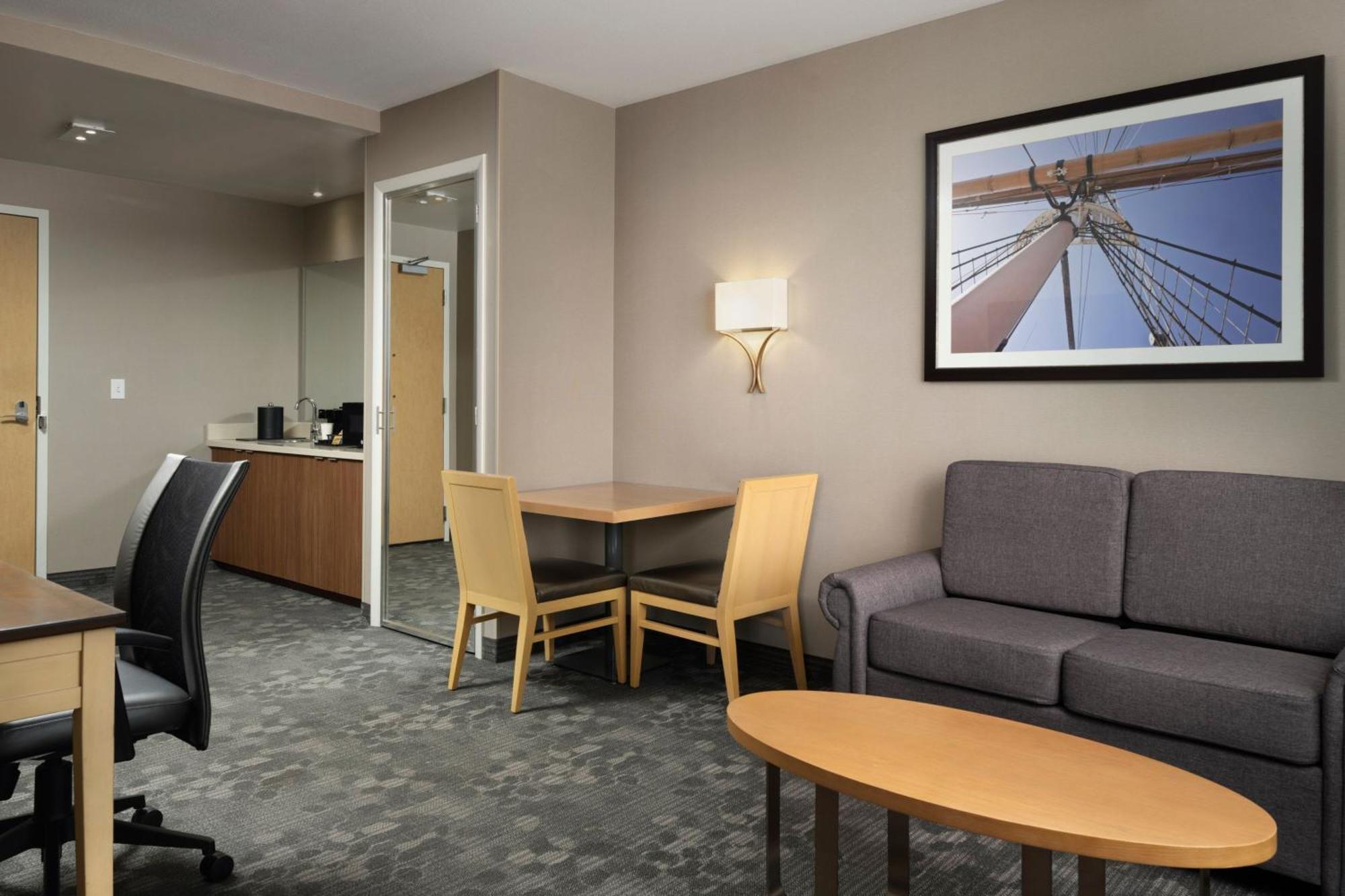 Hotel Courtyard By Marriott Erie Bayfront Exterior foto