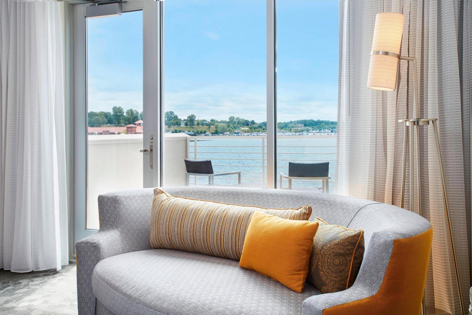 Hotel Courtyard By Marriott Erie Bayfront Exterior foto